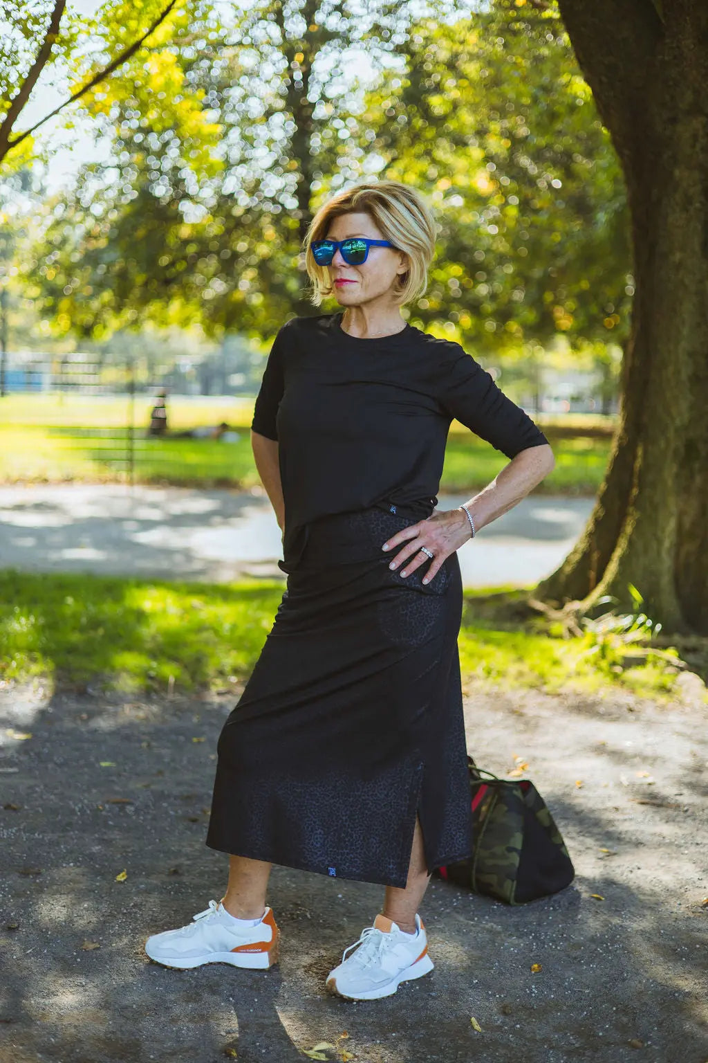 midi athletic skirt - transcendent active- with pockets